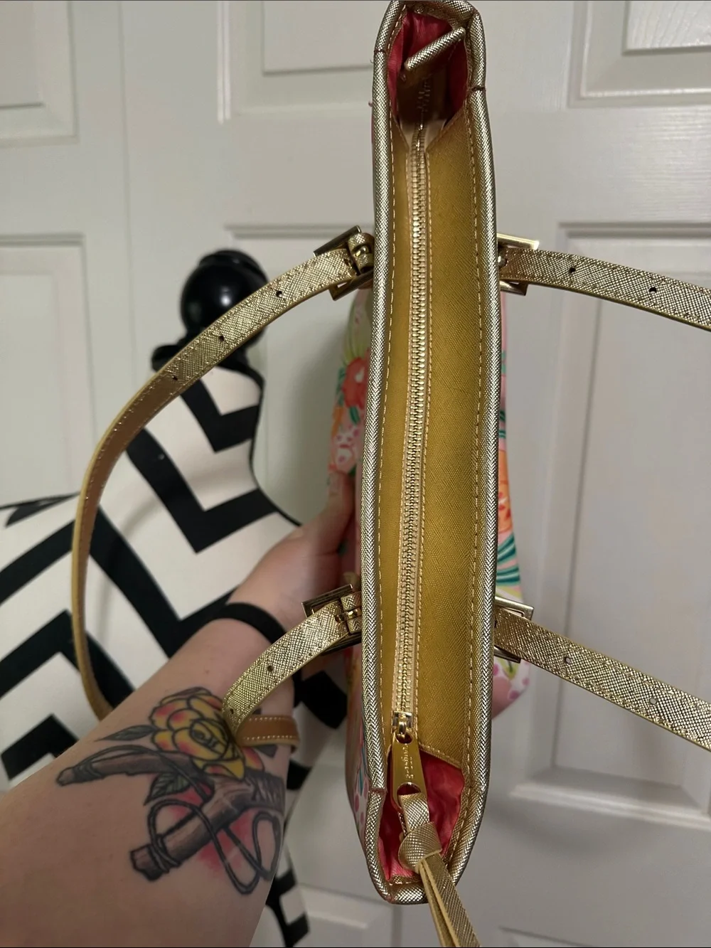 Spartina 449 Flamingo Floral Retreat Medium Tote Bag